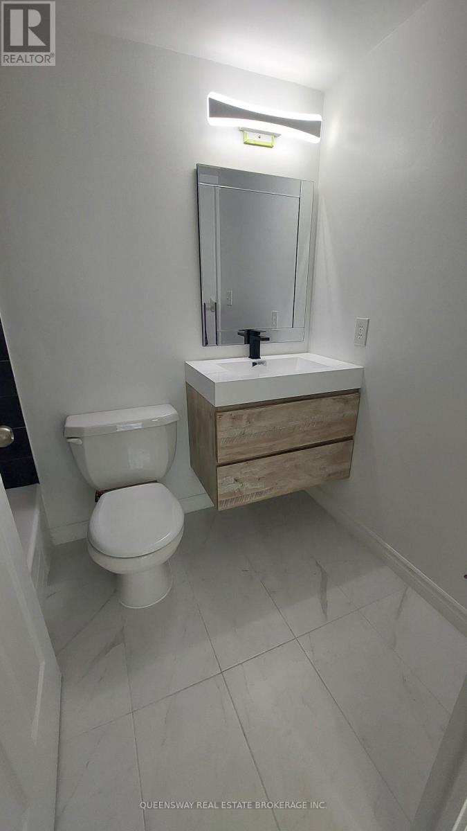200 - 28 PEMBERTON AVENUE, Toronto (Newtonbrook East), Ontario, M2M4L1 — Photo 15