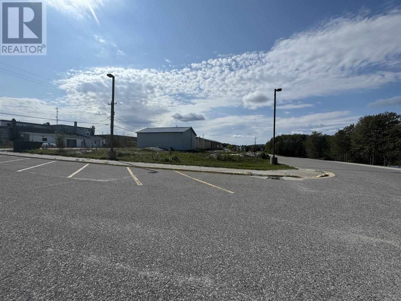 1 Barker Walk, Manitouwadge, Ontario, P0T2C0 — Photo 18