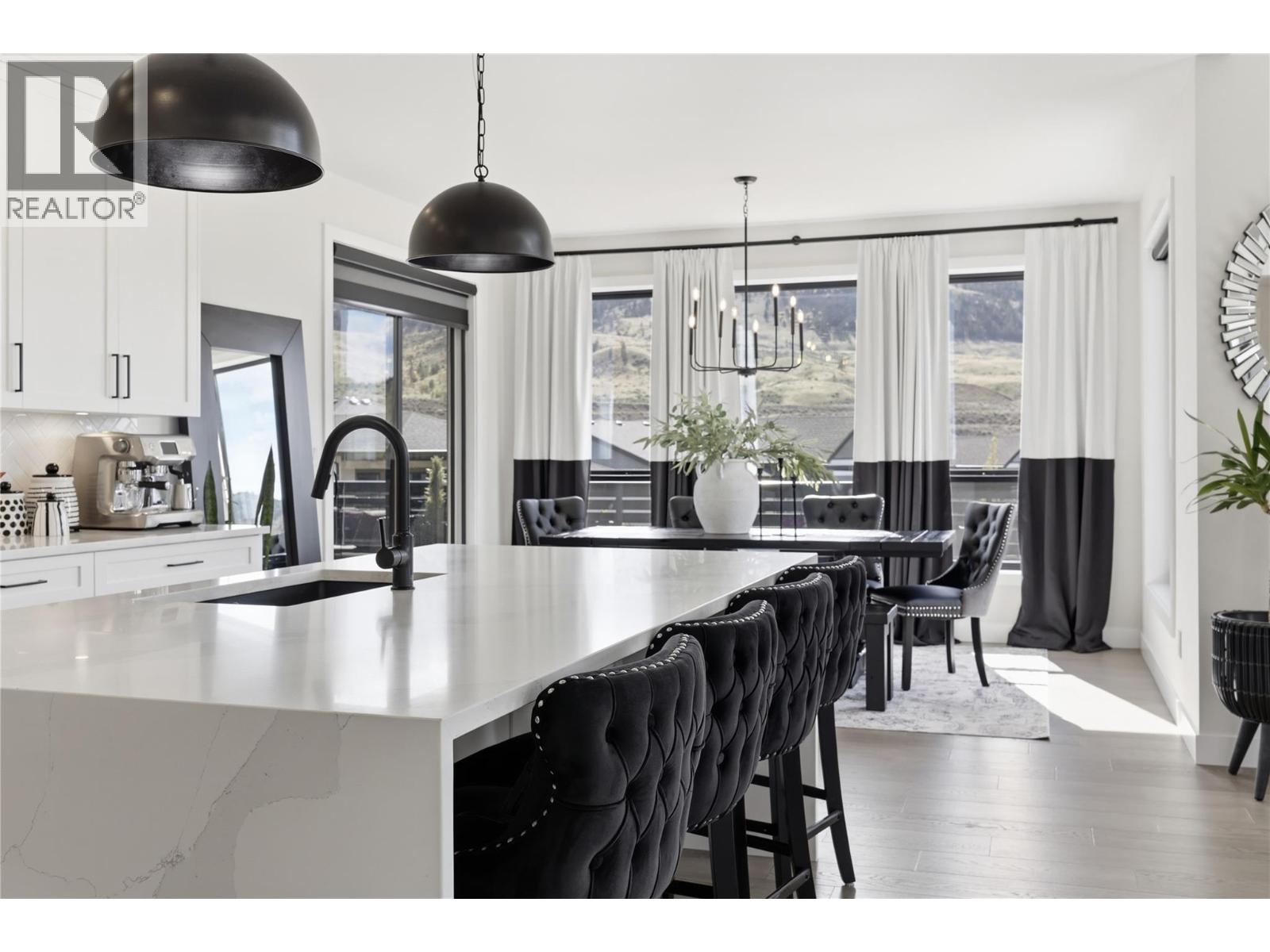 268 Rue Cheval Noir - 13