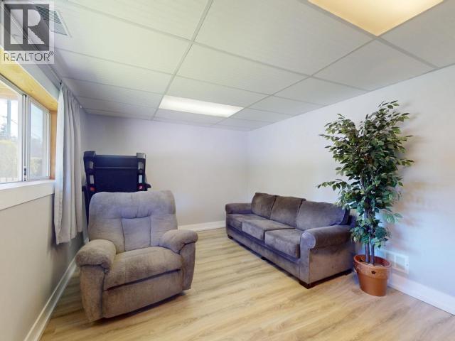 4859 BOWNESS AVE - 19