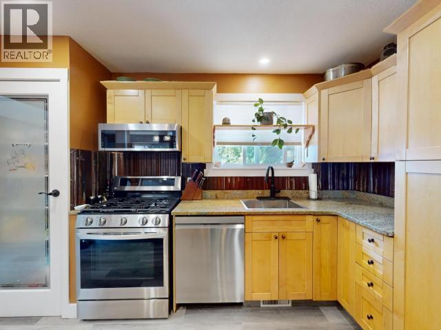 4859 BOWNESS AVE - 21