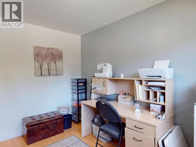 4859 BOWNESS AVE - 47