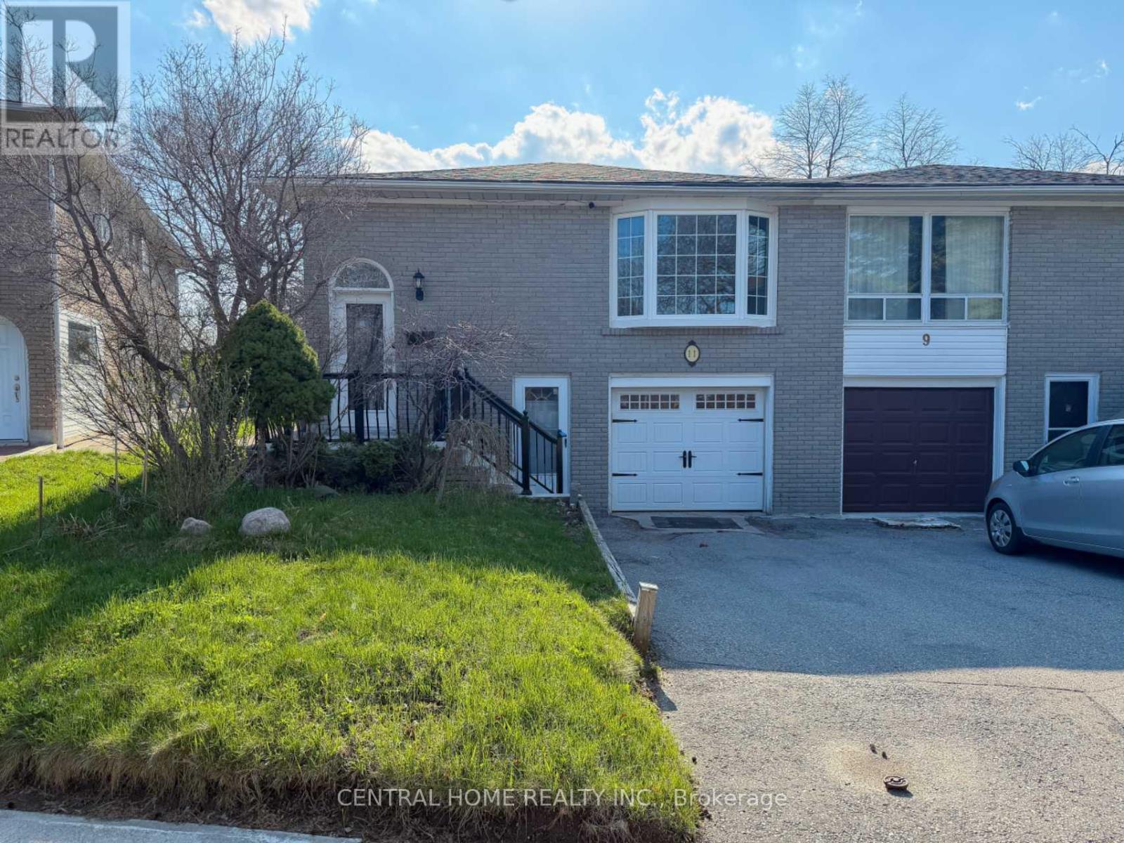Listing photo of MAIN - 11 TINETA CRESCENT