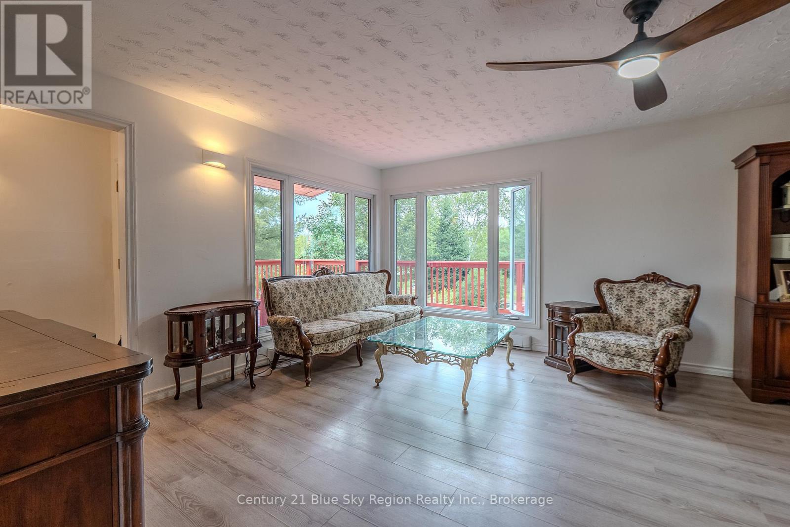 525 MAPLE ROAD — photo 19