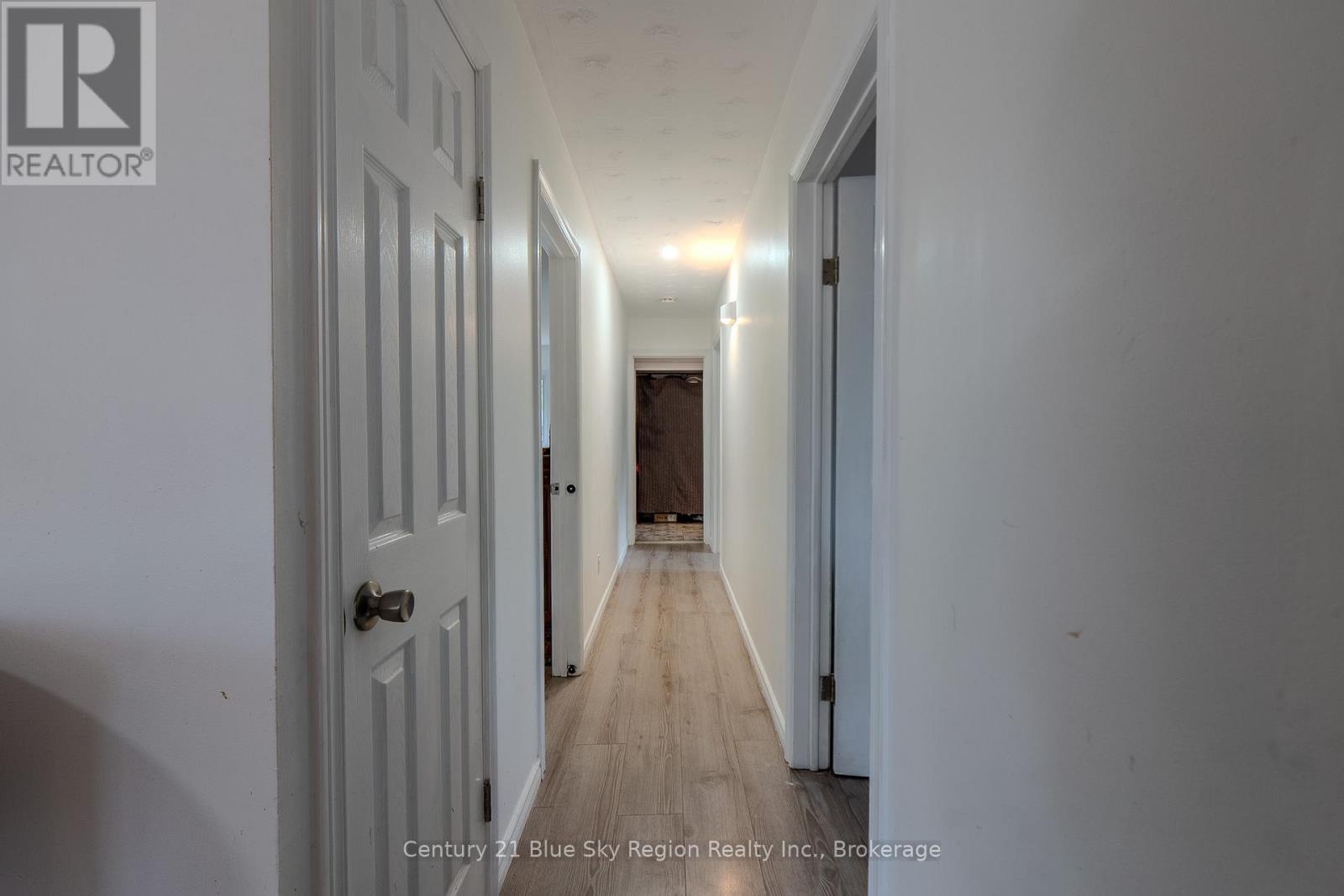 525 MAPLE ROAD — photo 38