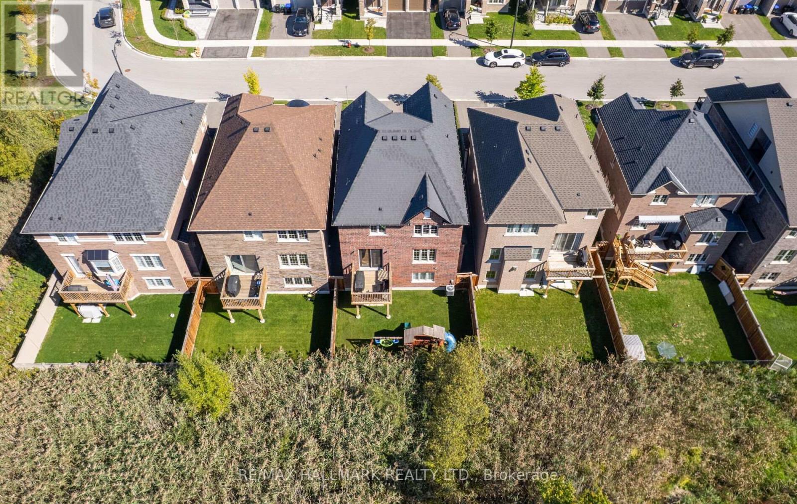 155 STEVENSON CRESCENT — photo 45