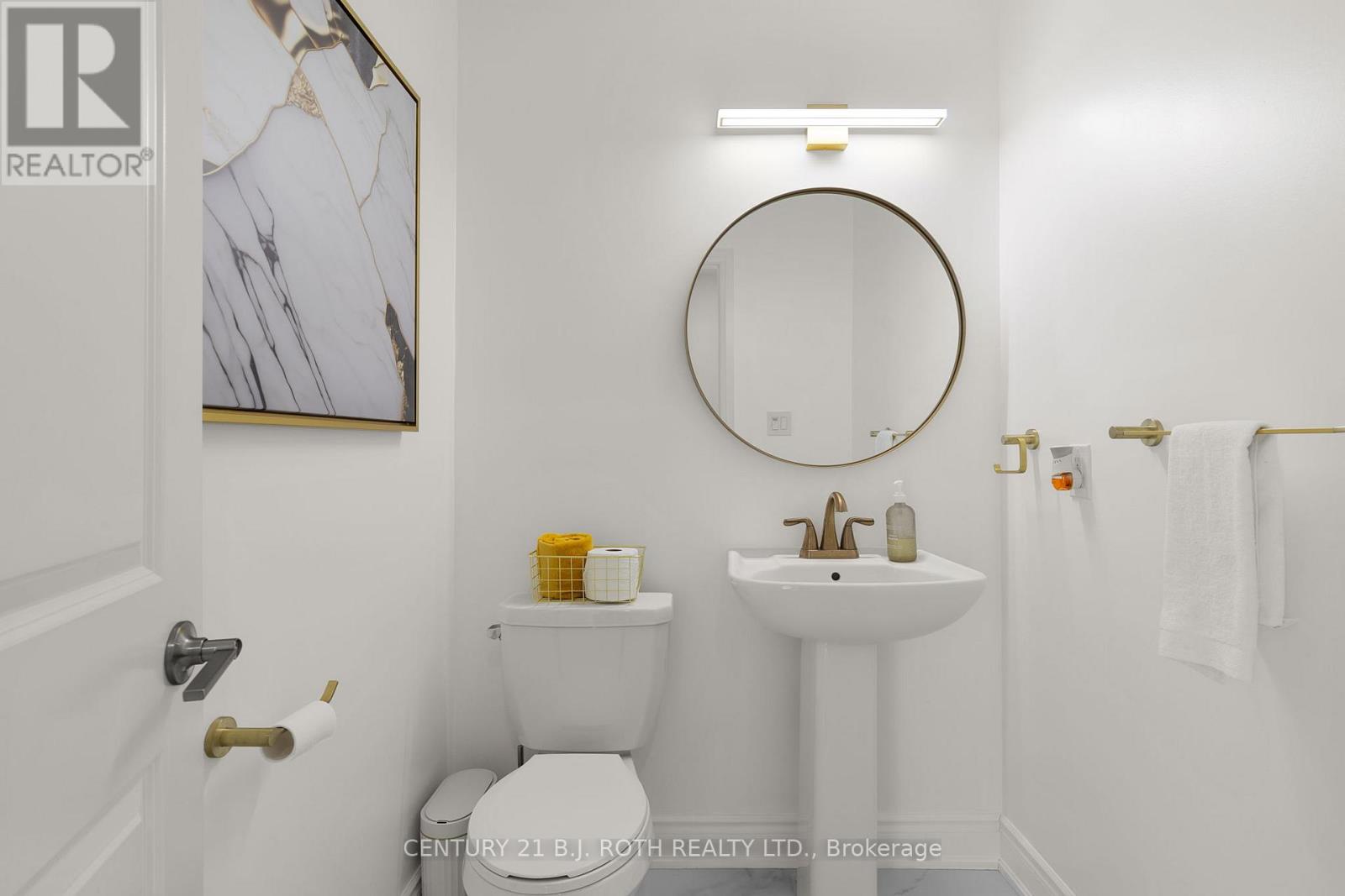 33 BROWN BEAR STREET, Barrie, Ontario, L9J0H7 — Photo 3