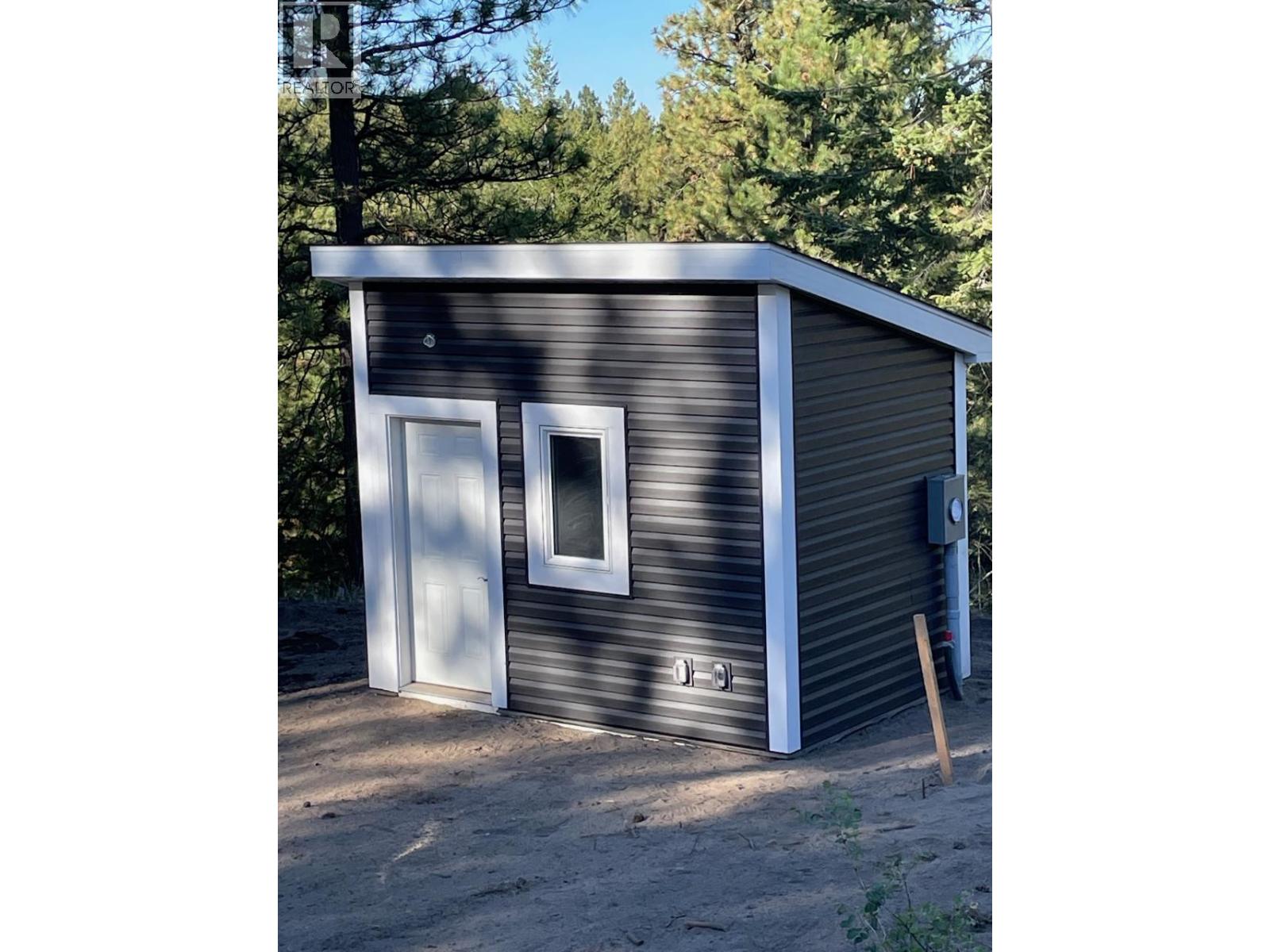 100 Cougar Court, Osoyoos