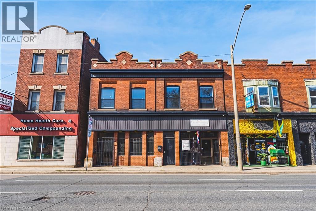 593 & 595 E KING Street E - 1
