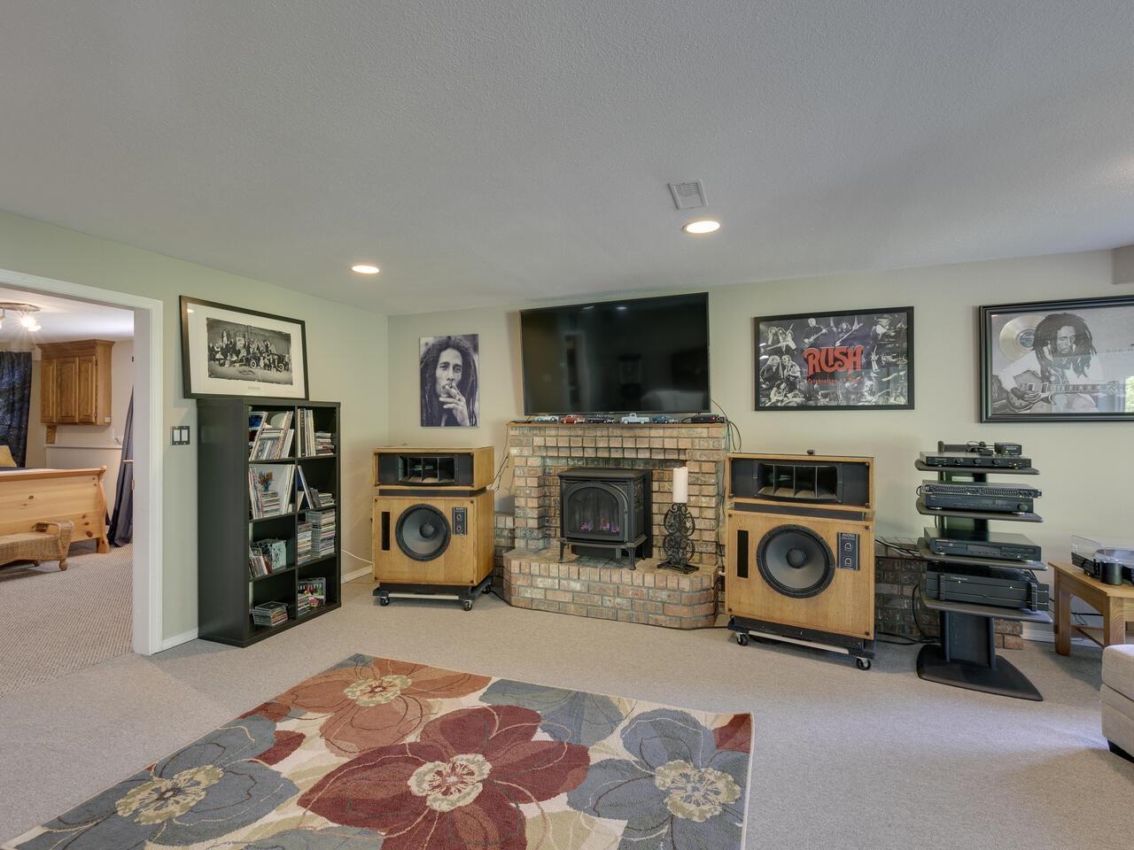 7681 HORNE STREET — photo 29