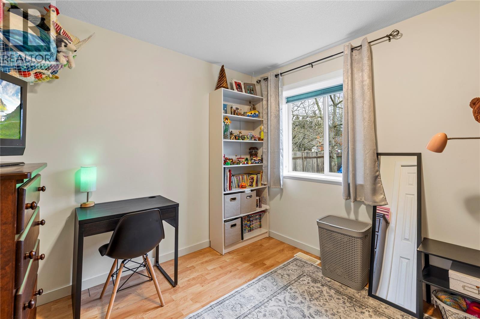 680 Montague Rd - 20