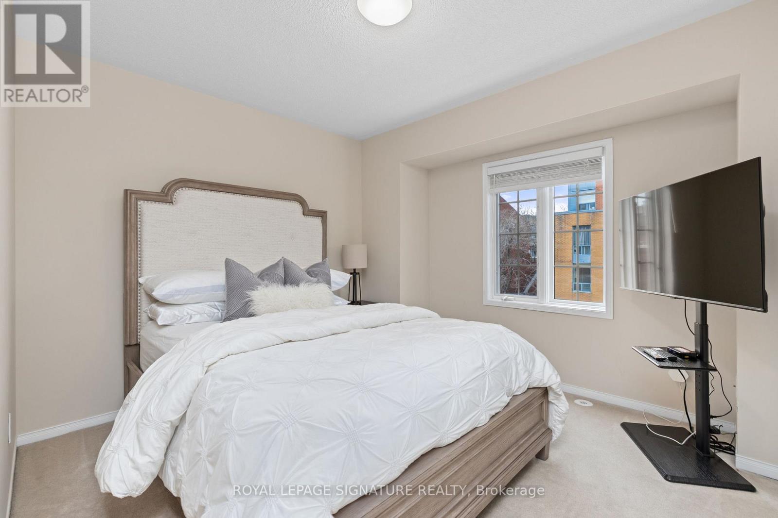 #10 161 THIRTEENTH STREET - 23