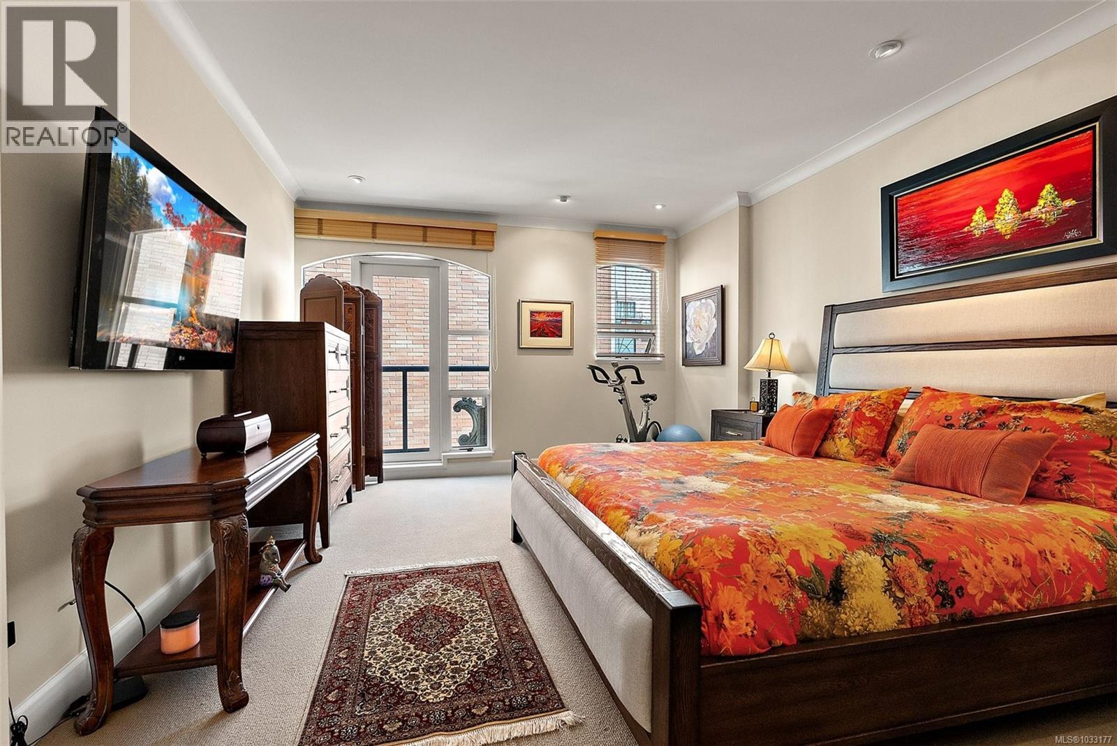 #807 21 Dallas Rd - 26