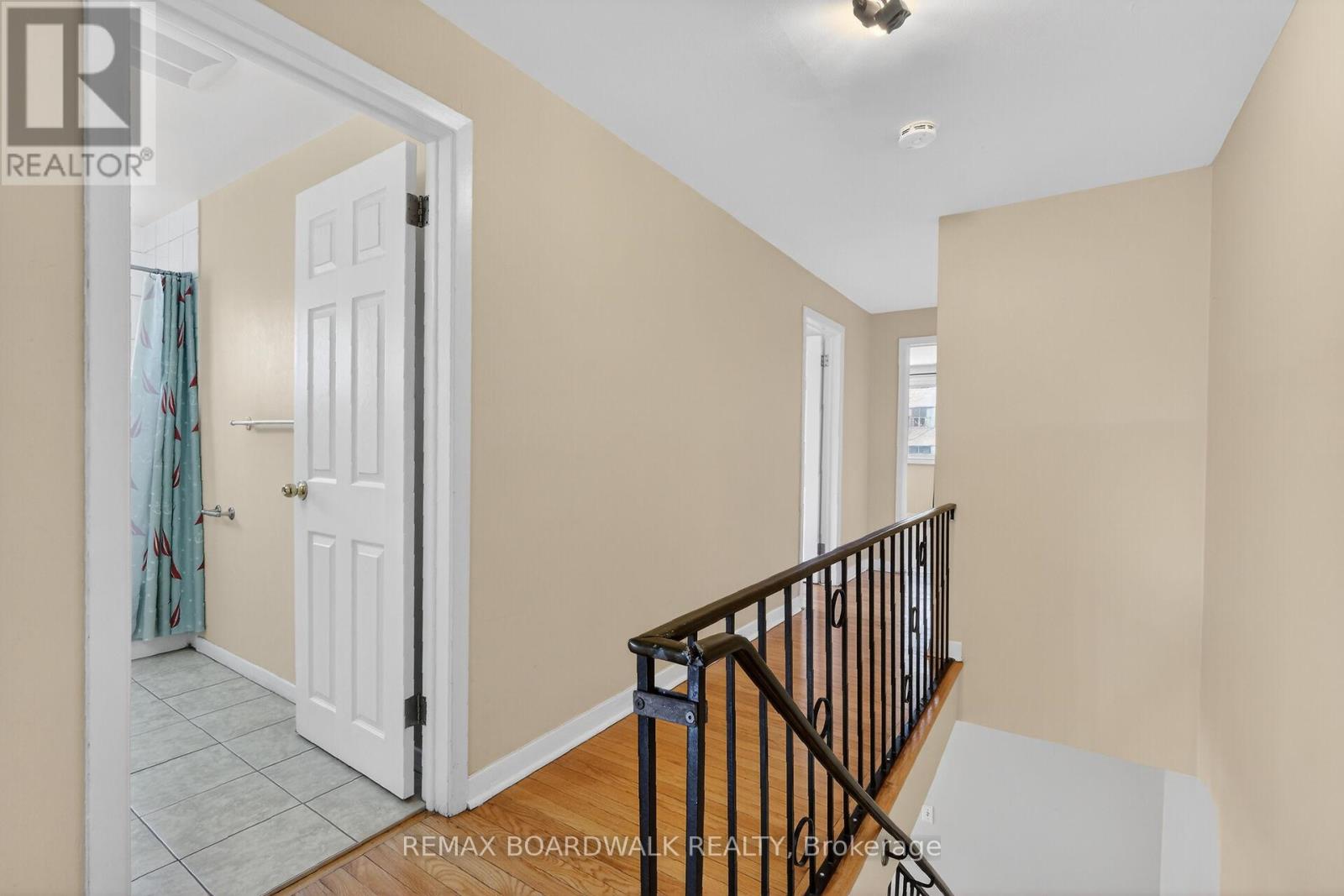 2666 REGINA STREET — photo 19