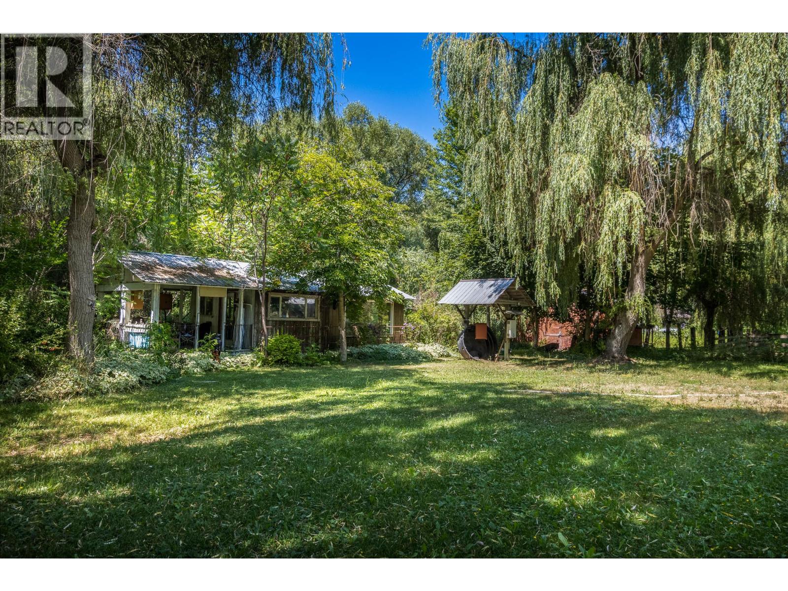 4080 50 Street NE, Salmon Arm