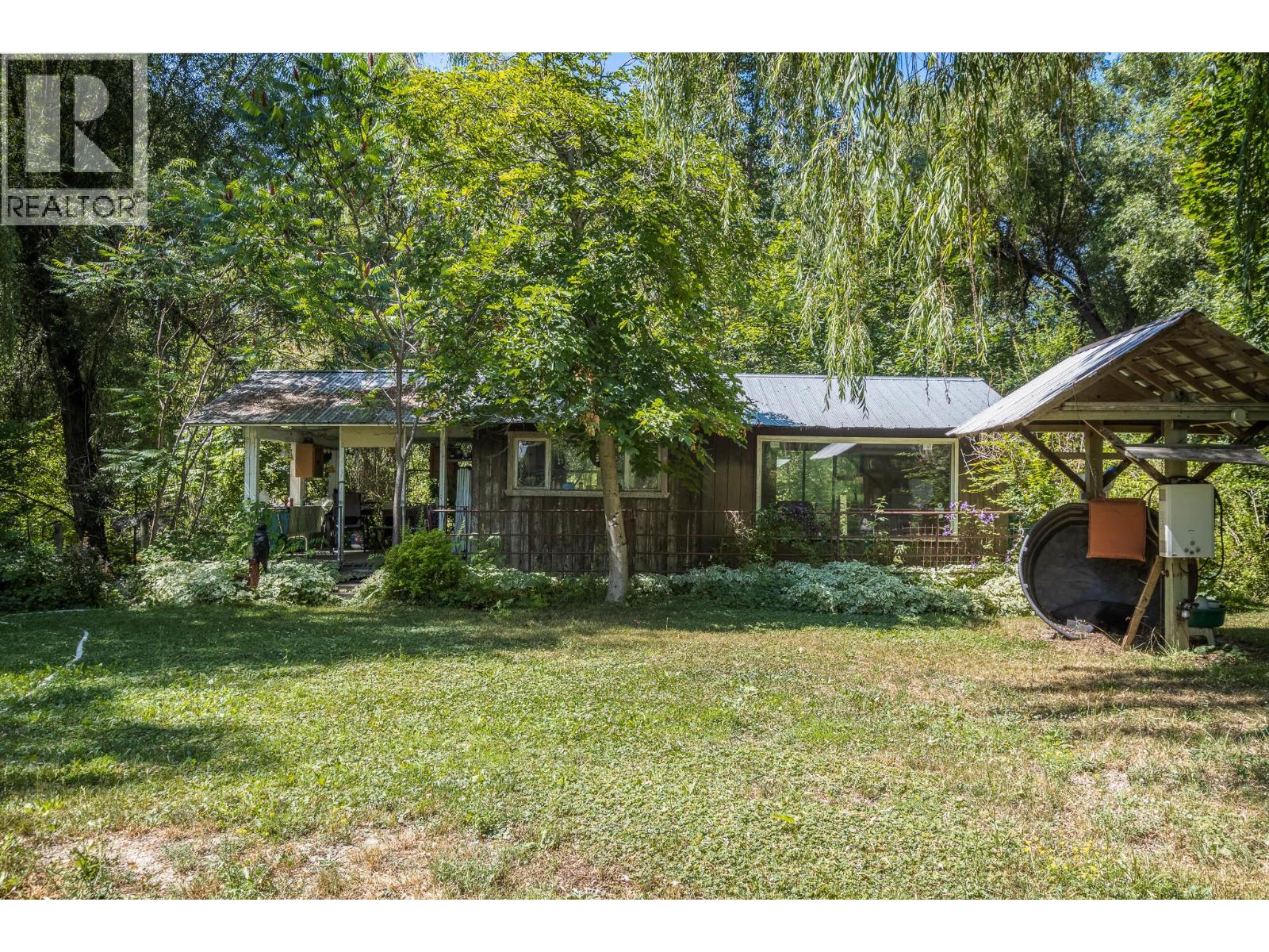 4080 50 Street NE, Salmon Arm