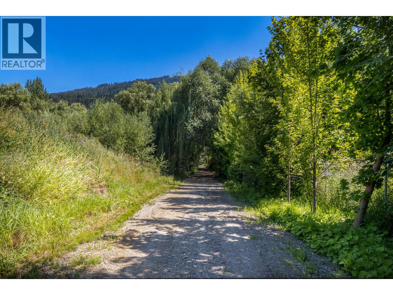 4080 50 Street NE, Salmon Arm