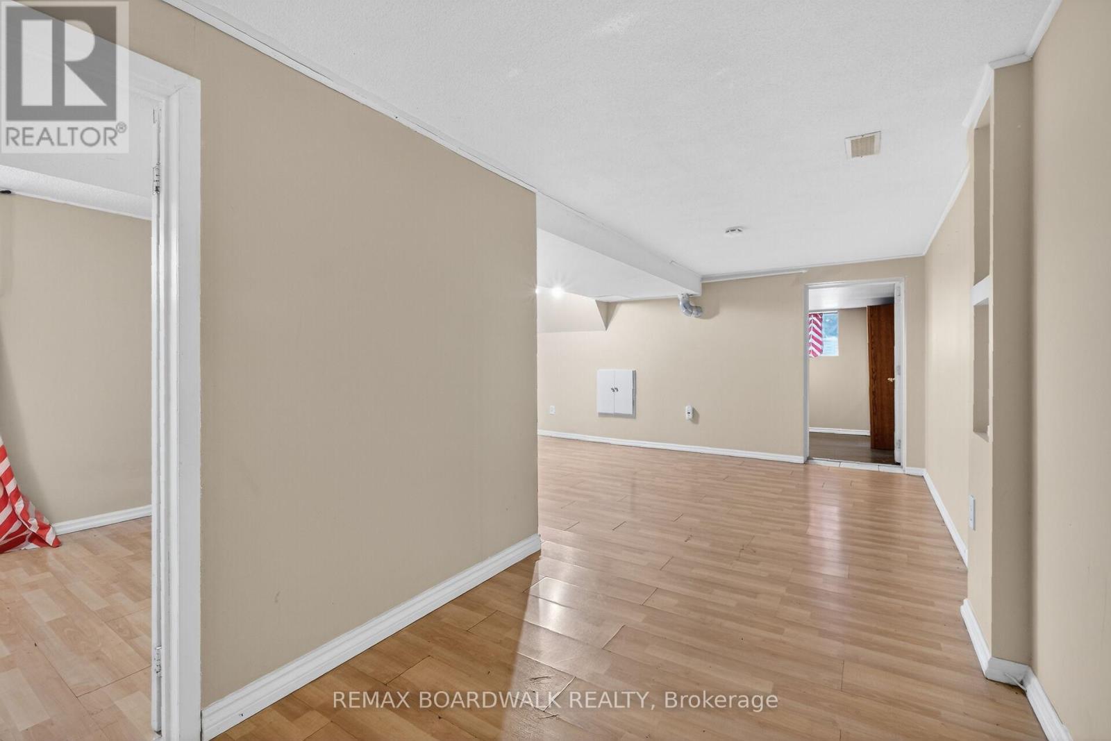 2666 REGINA STREET — photo 35