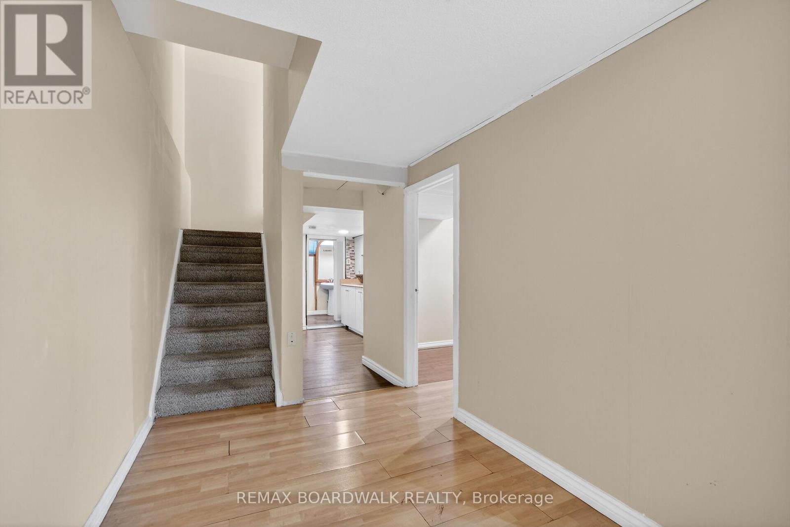 2666 REGINA STREET — photo 34