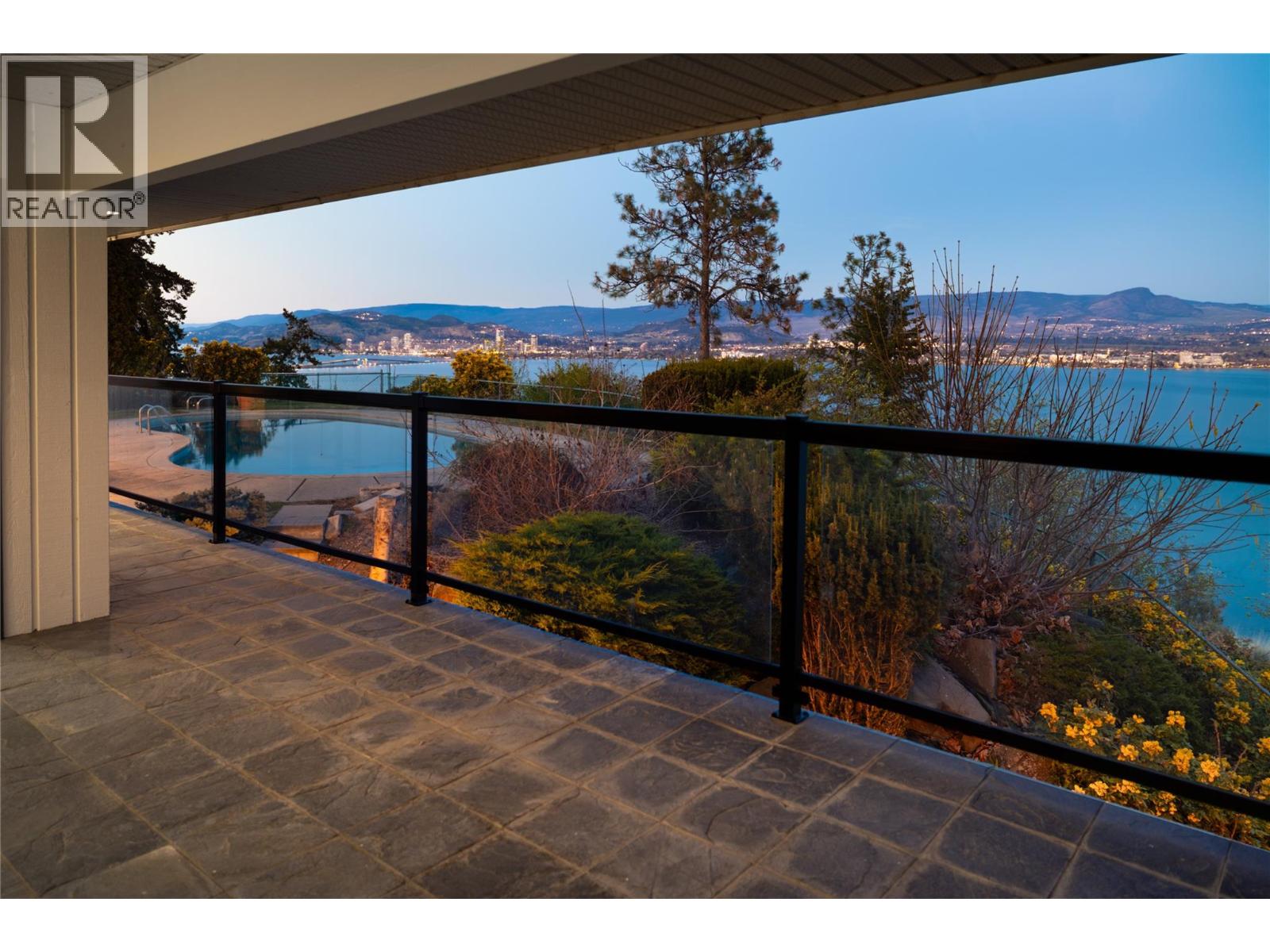  2901 Weatherhill Road, West Kelowna