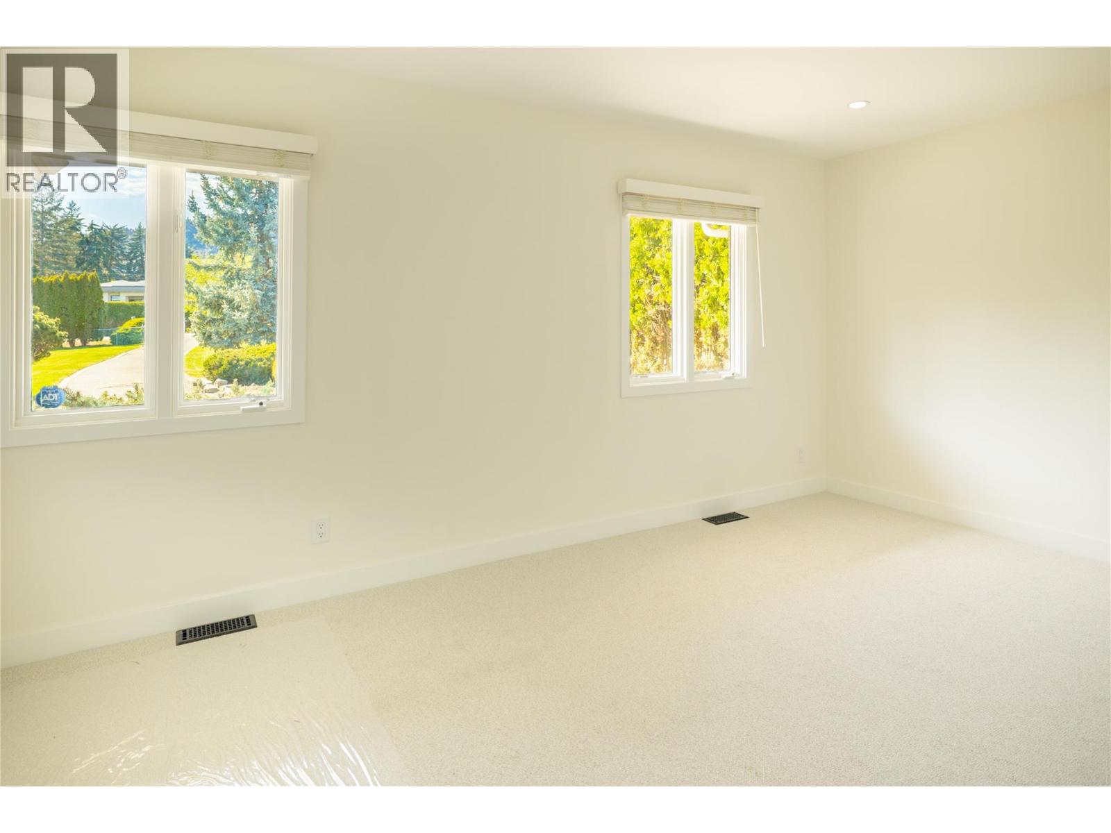  2901 Weatherhill Road, West Kelowna