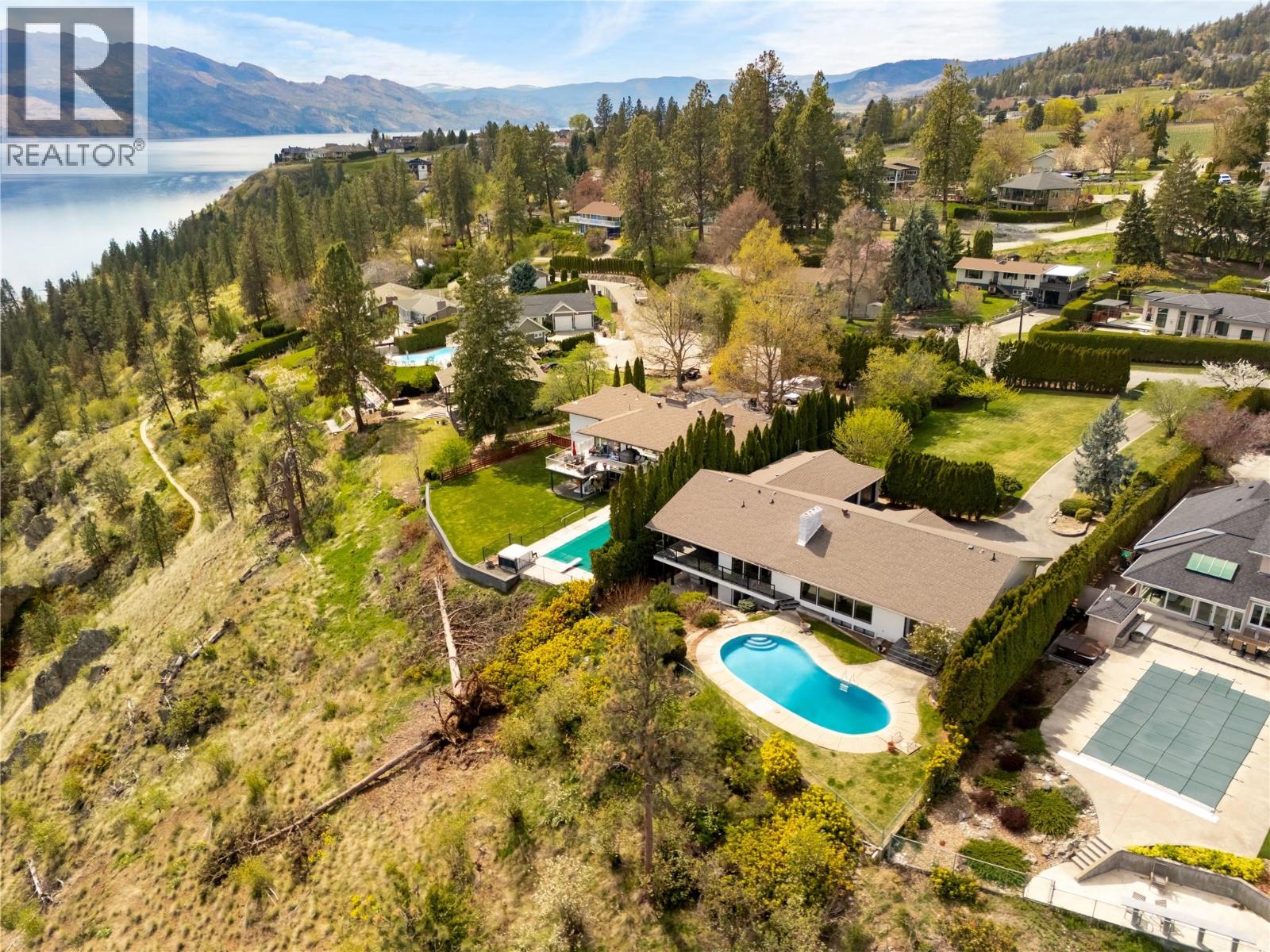  2901 Weatherhill Road, West Kelowna