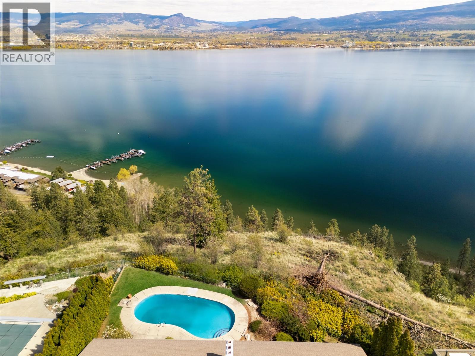  2901 Weatherhill Road, West Kelowna