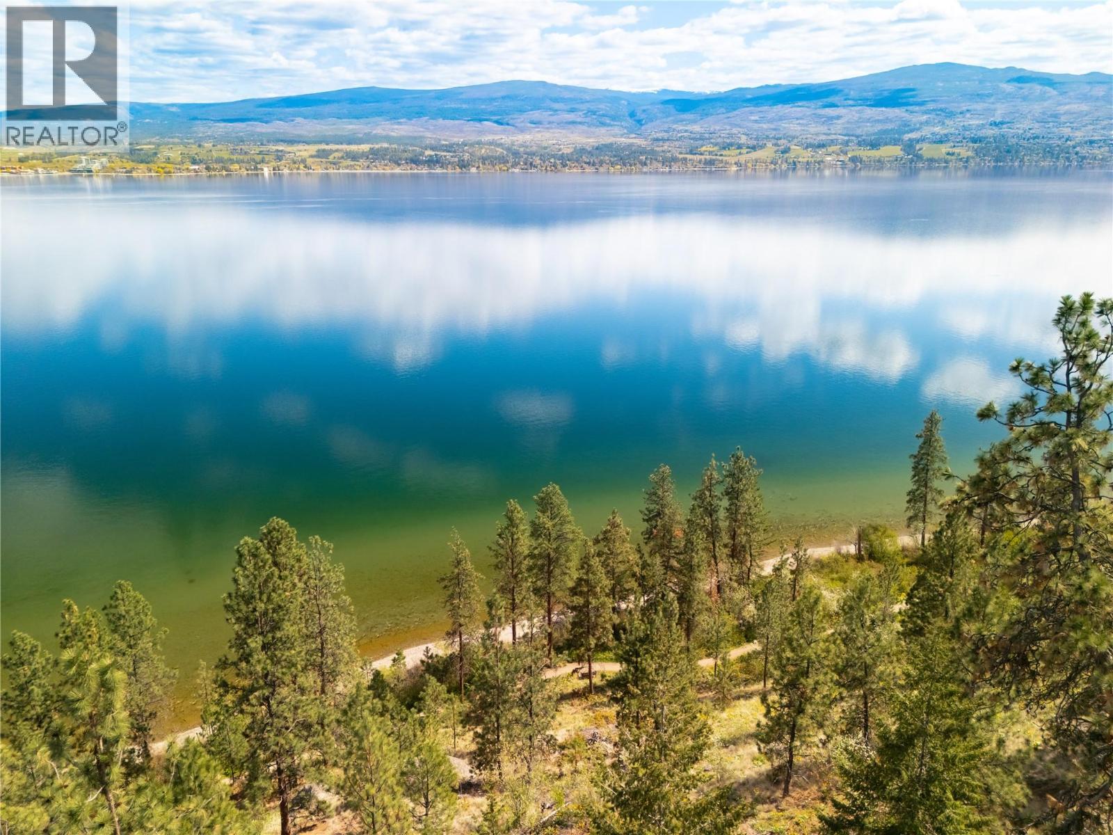  2901 Weatherhill Road, West Kelowna