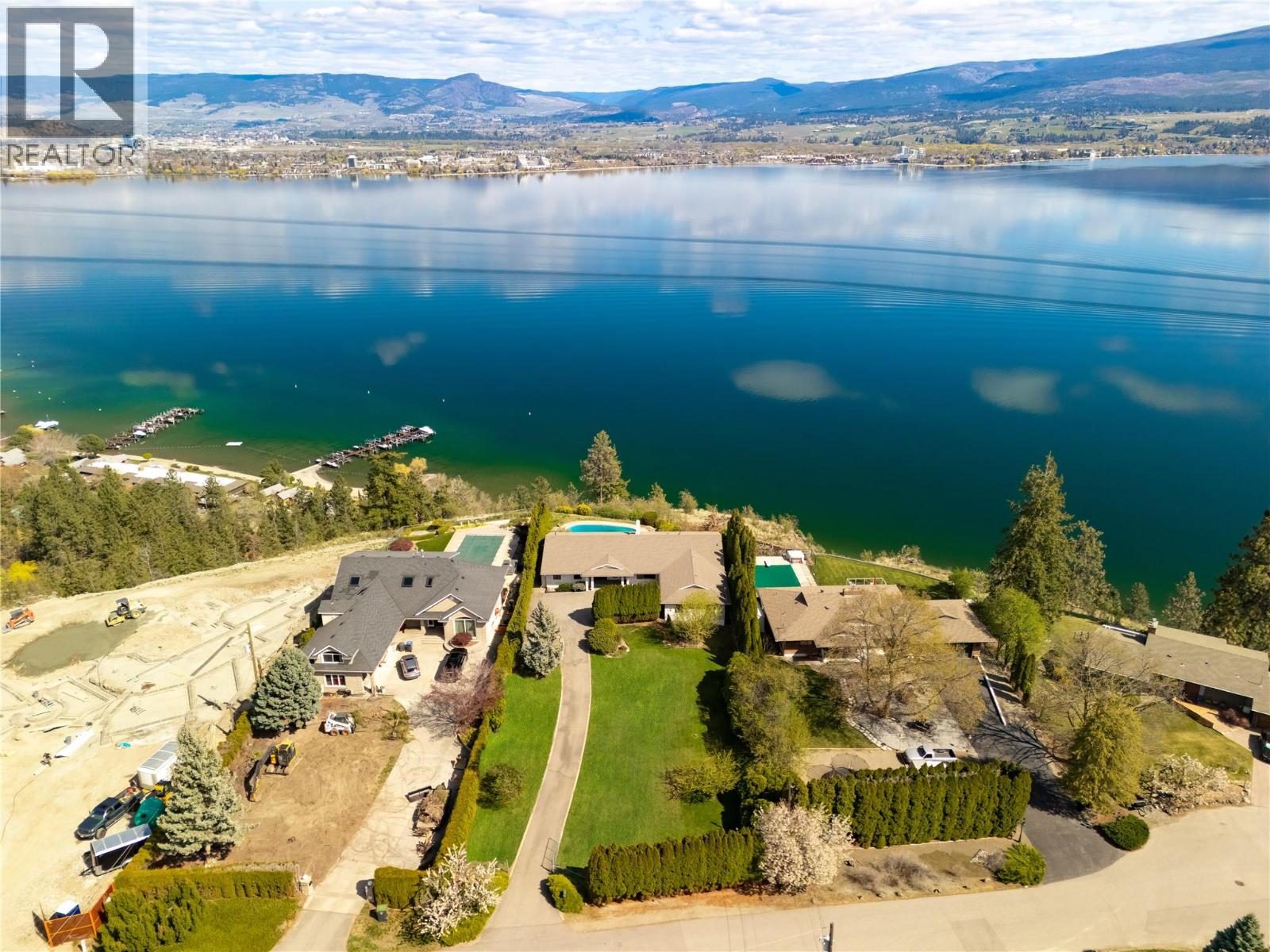  2901 Weatherhill Road, West Kelowna