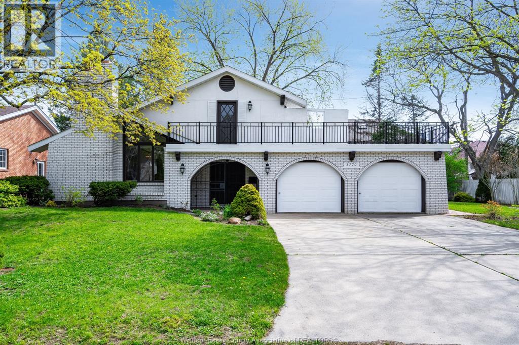 3770 Huntington - 1
