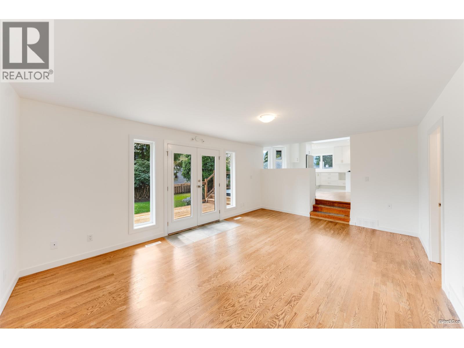 1004 PIA ROAD, Squamish