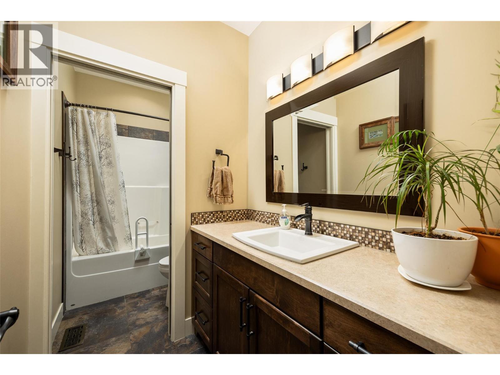  12435 Oyama Road, Lake Country