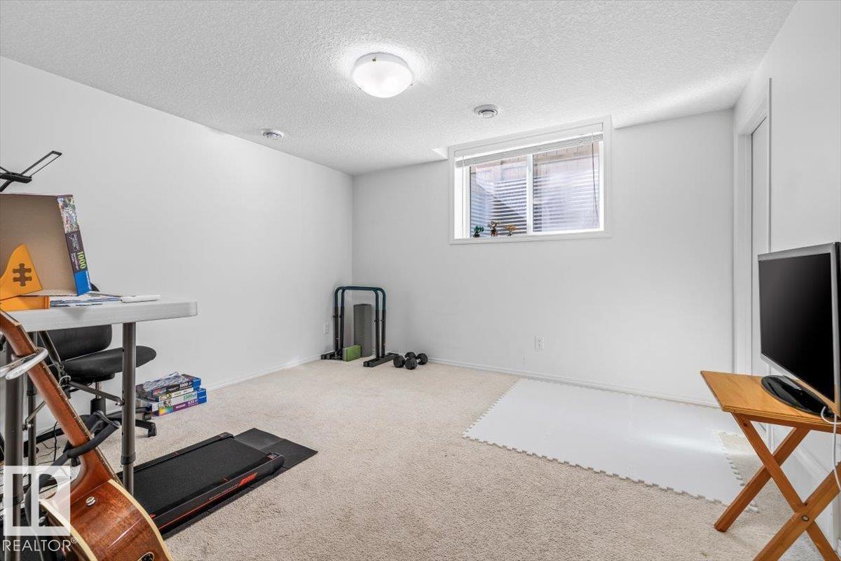 915 177 ST SW - 42