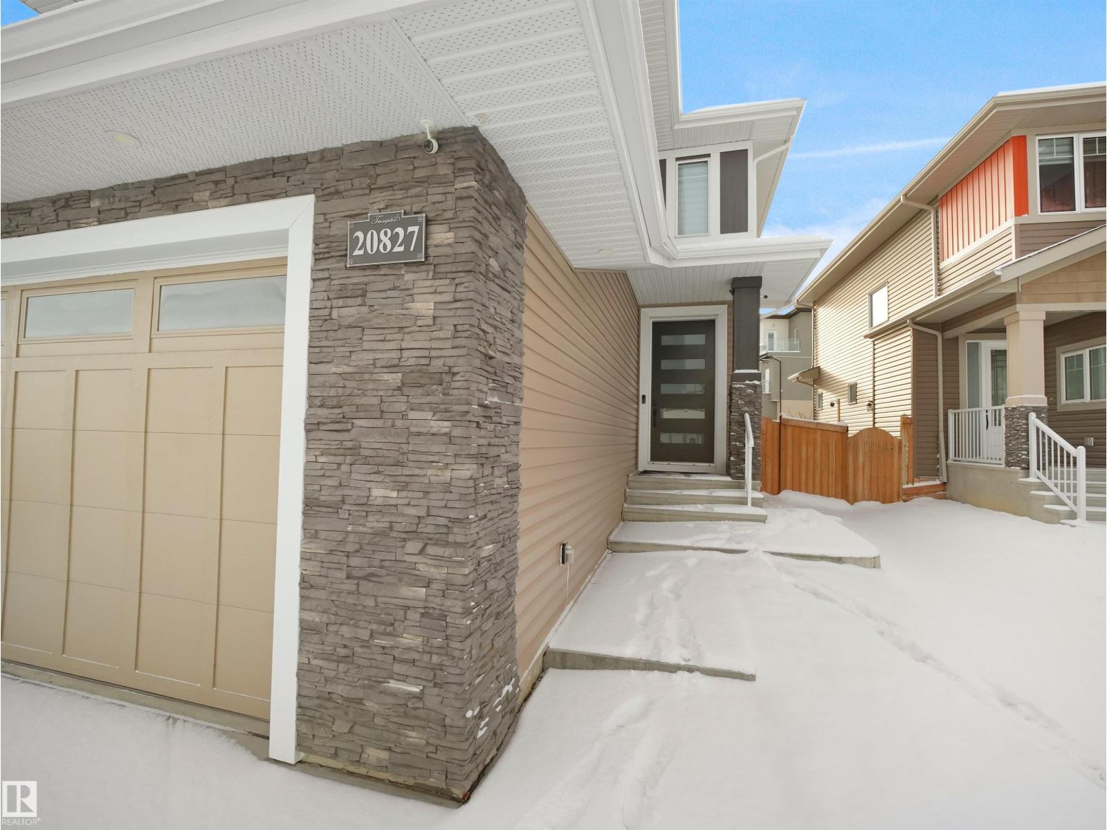 20827 130 AV NW NW - 10