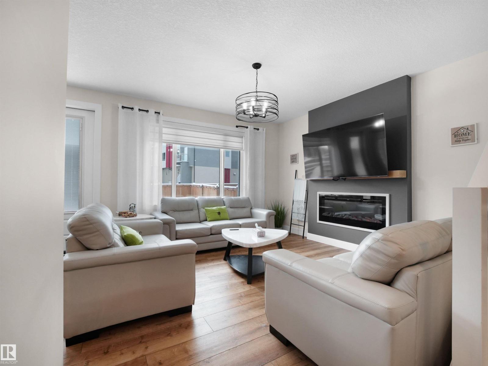 20827 130 AV NW NW - 26