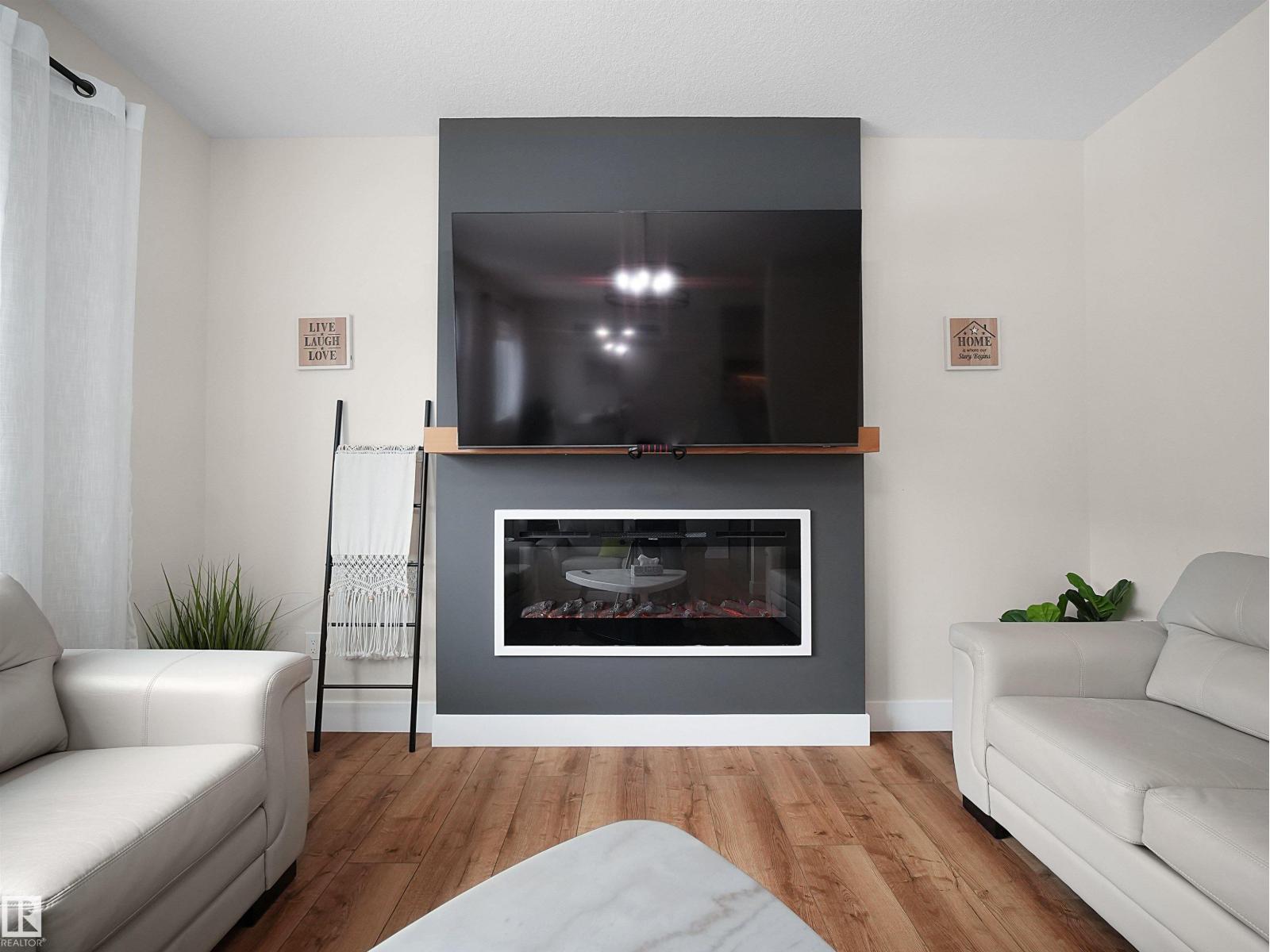 20827 130 AV NW NW - 27