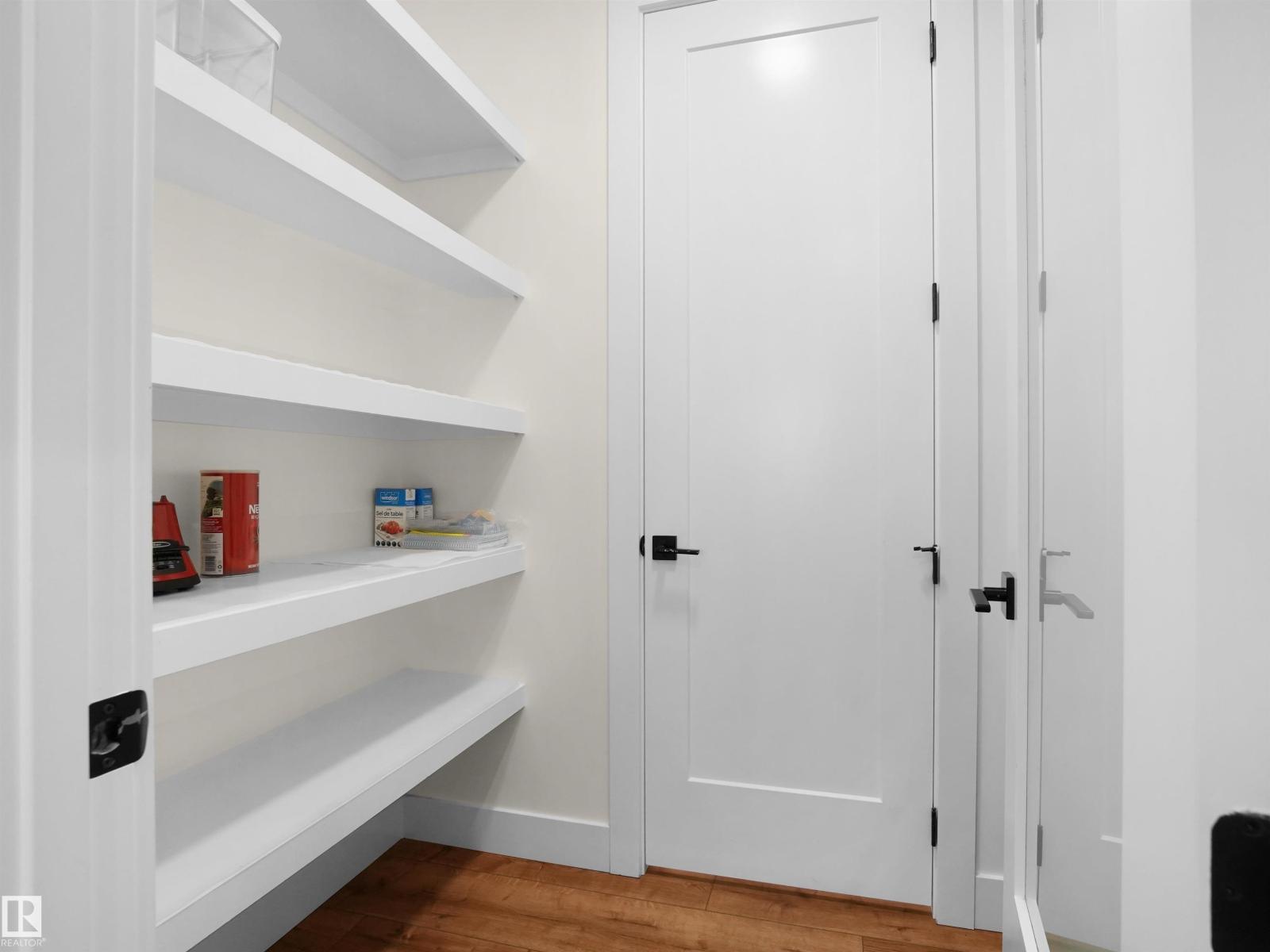20827 130 AV NW NW - 32