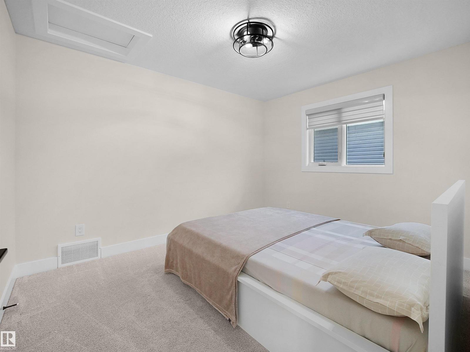 20827 130 AV NW NW - 39