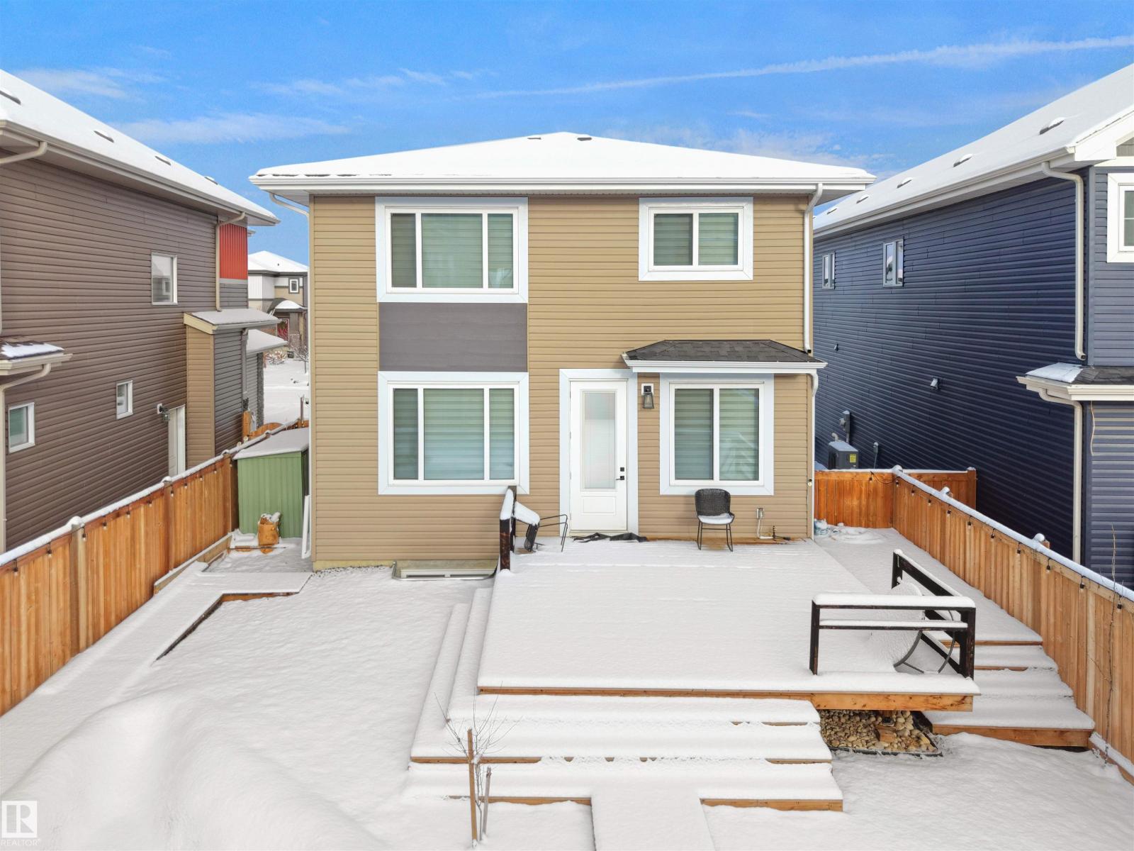 20827 130 AV NW NW - 8