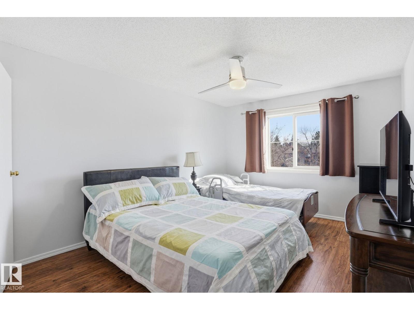 #309 20 GRANGE DR - 11