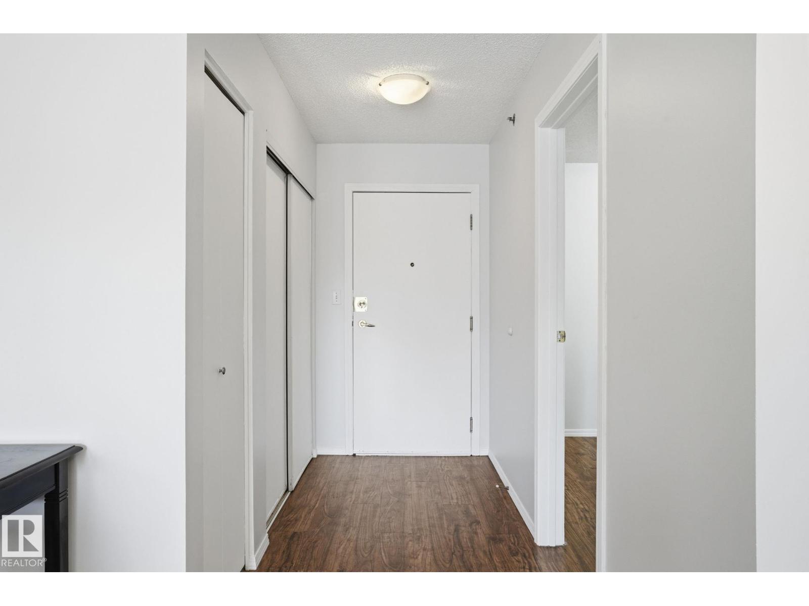 #309 20 GRANGE DR - 20