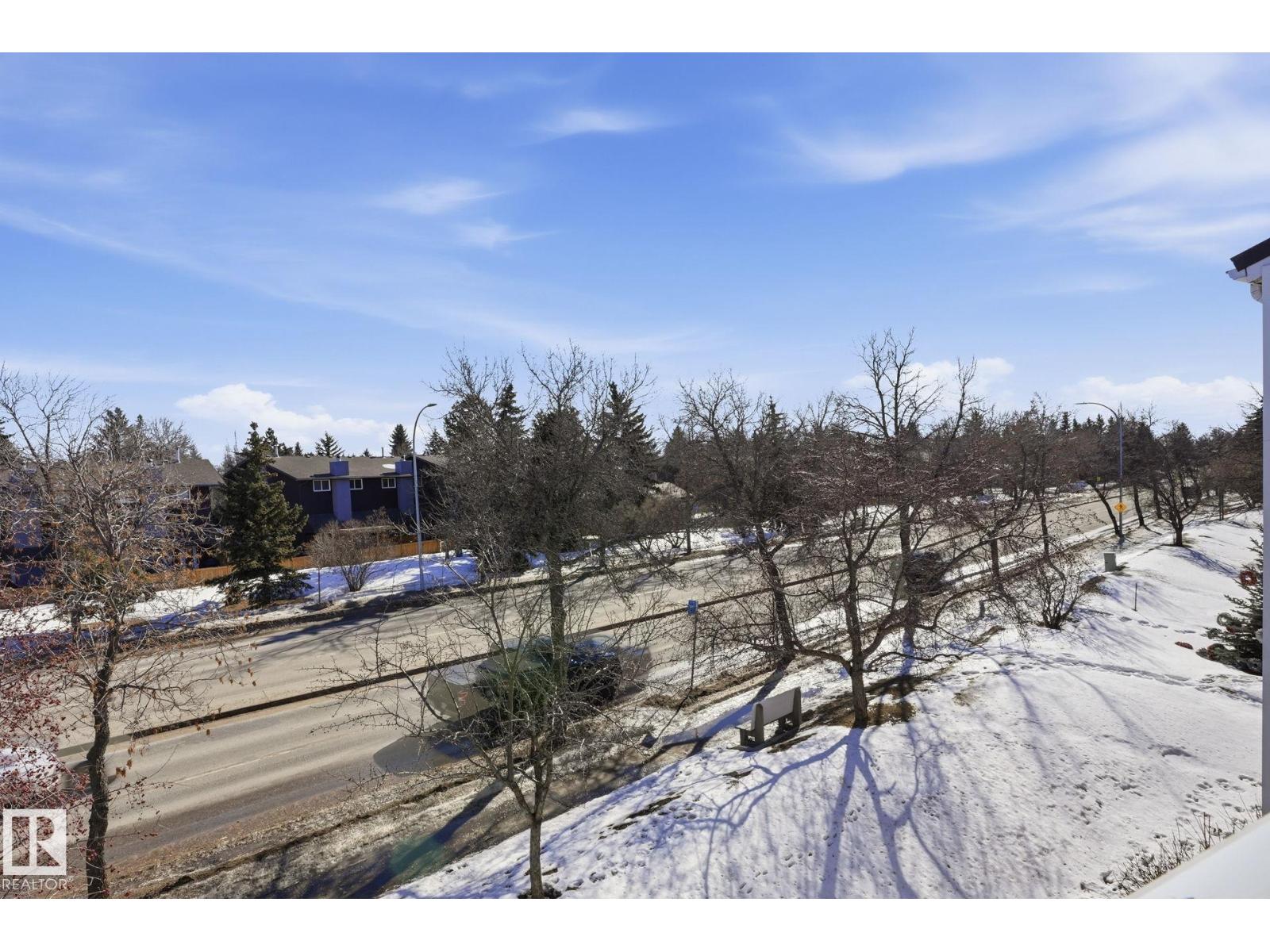#309 20 GRANGE DR - 23