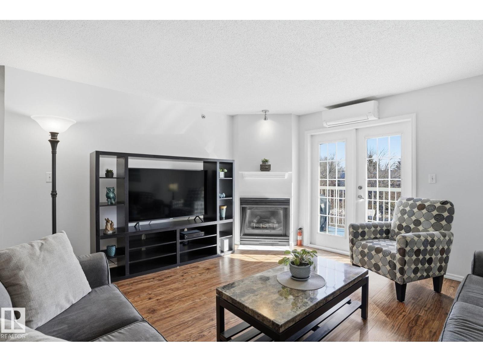 #309 20 GRANGE DR - 3