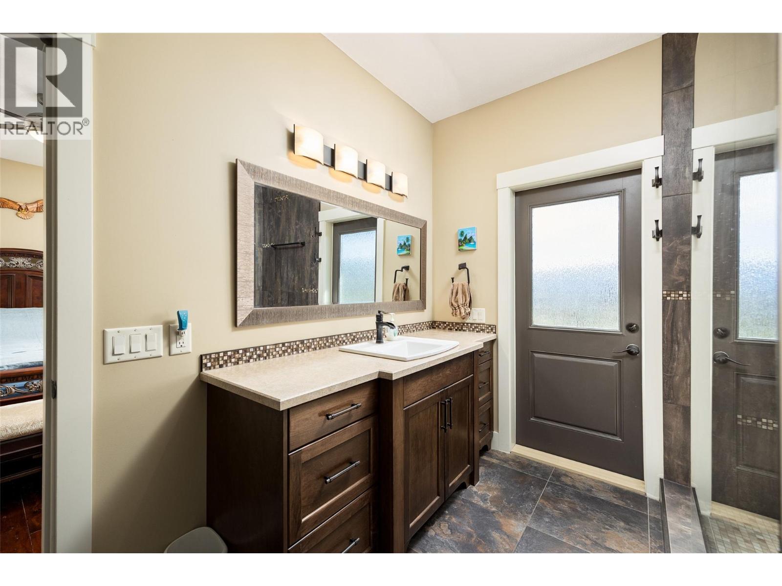  12435 Oyama Road, Lake Country