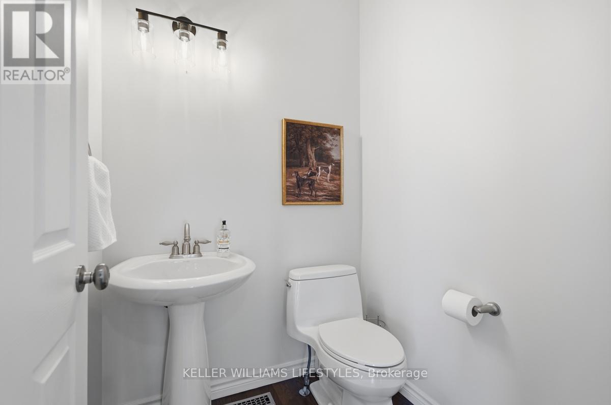 1721 TIGERLILY ROAD — photo 30