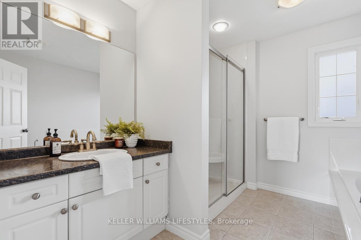 1721 TIGERLILY ROAD — photo 35