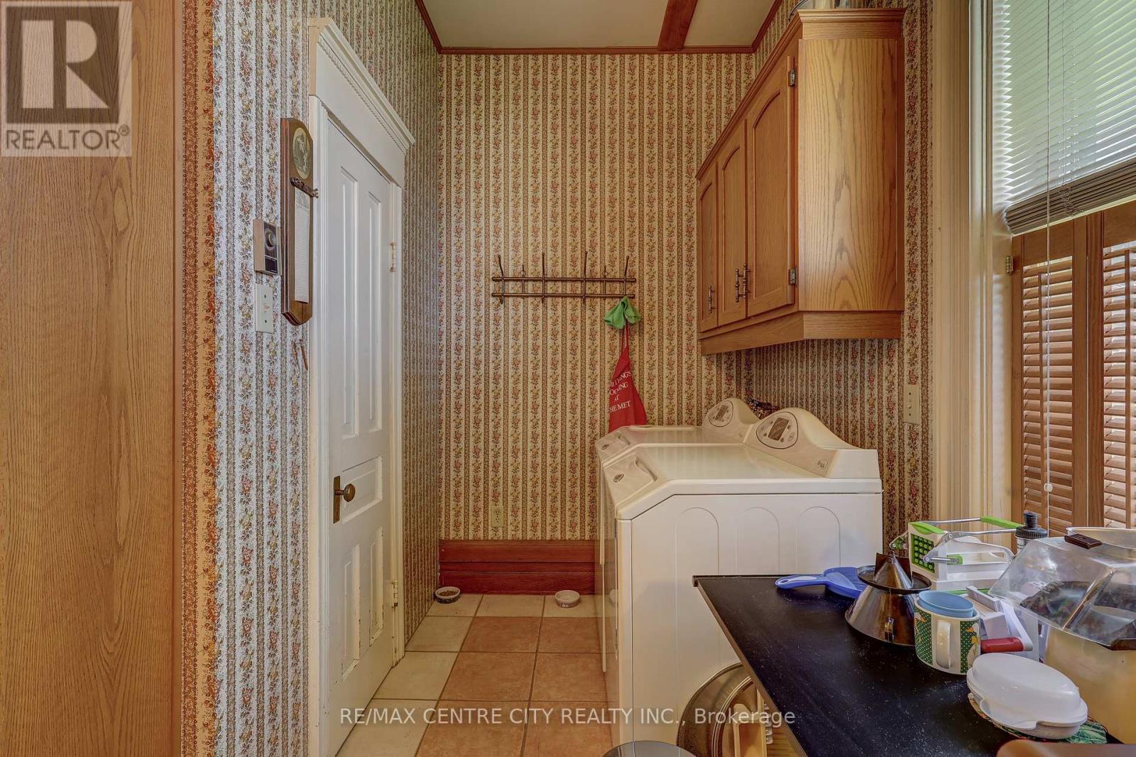Leading to laundry room
