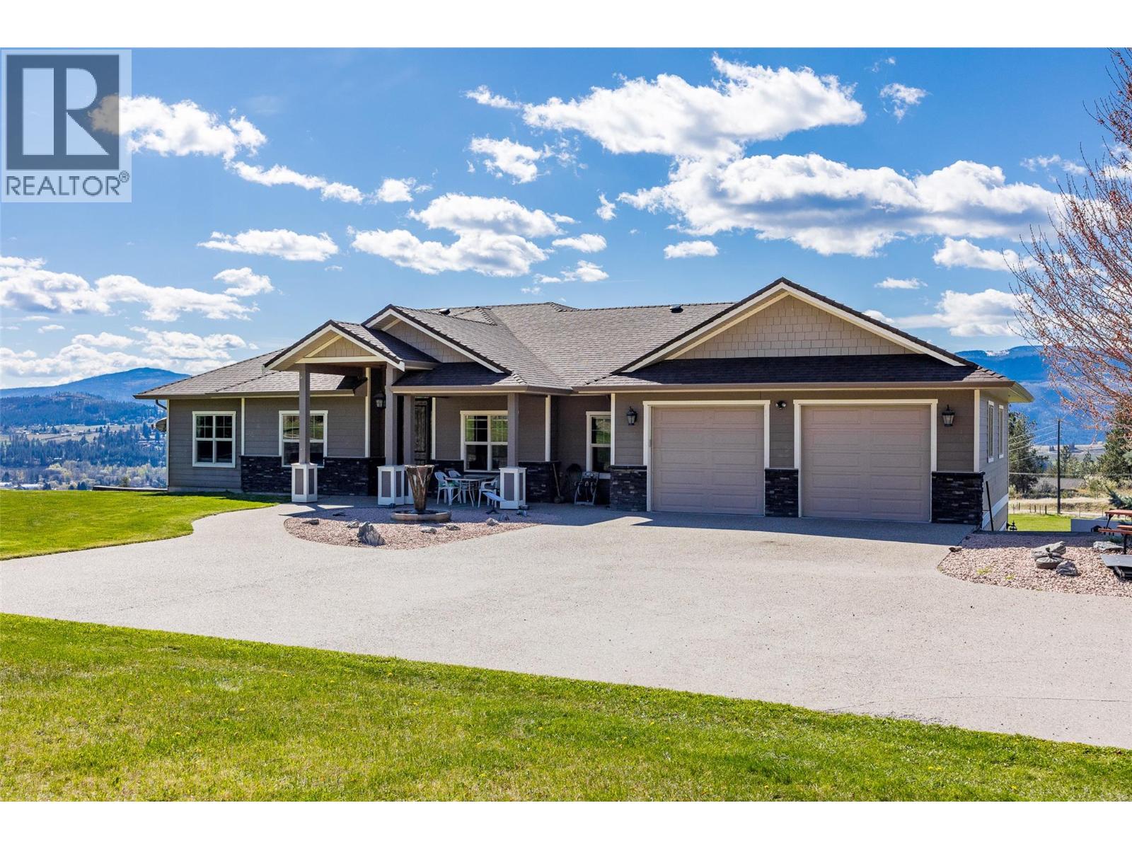  12435 Oyama Road, Lake Country