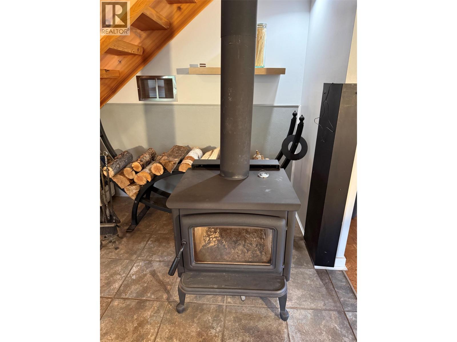 2916 BARRIERE LAKES Road - 7