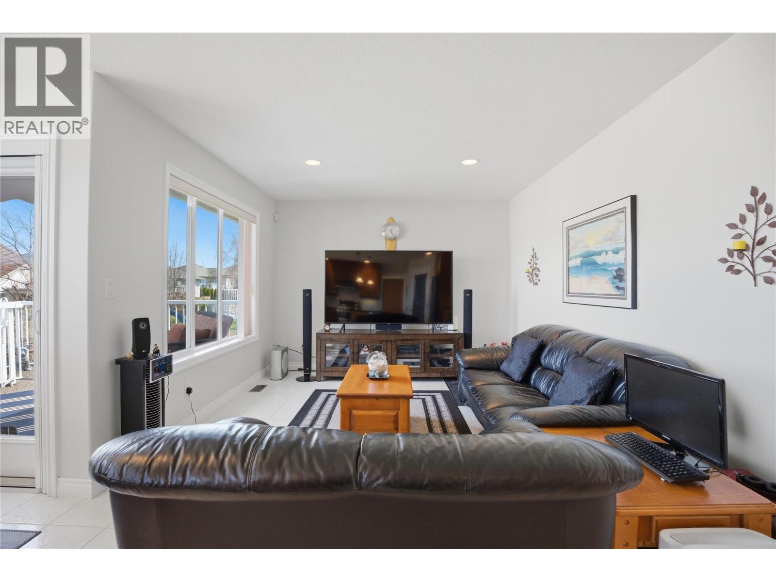 851 Bramble Place - 14